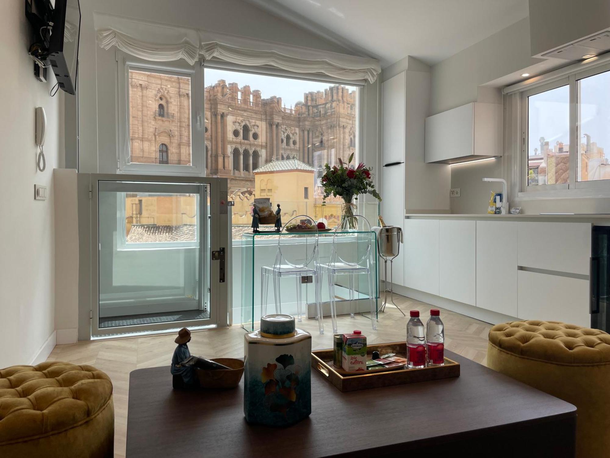 Cathedral Premium Suite Front View Malaga Luaran gambar